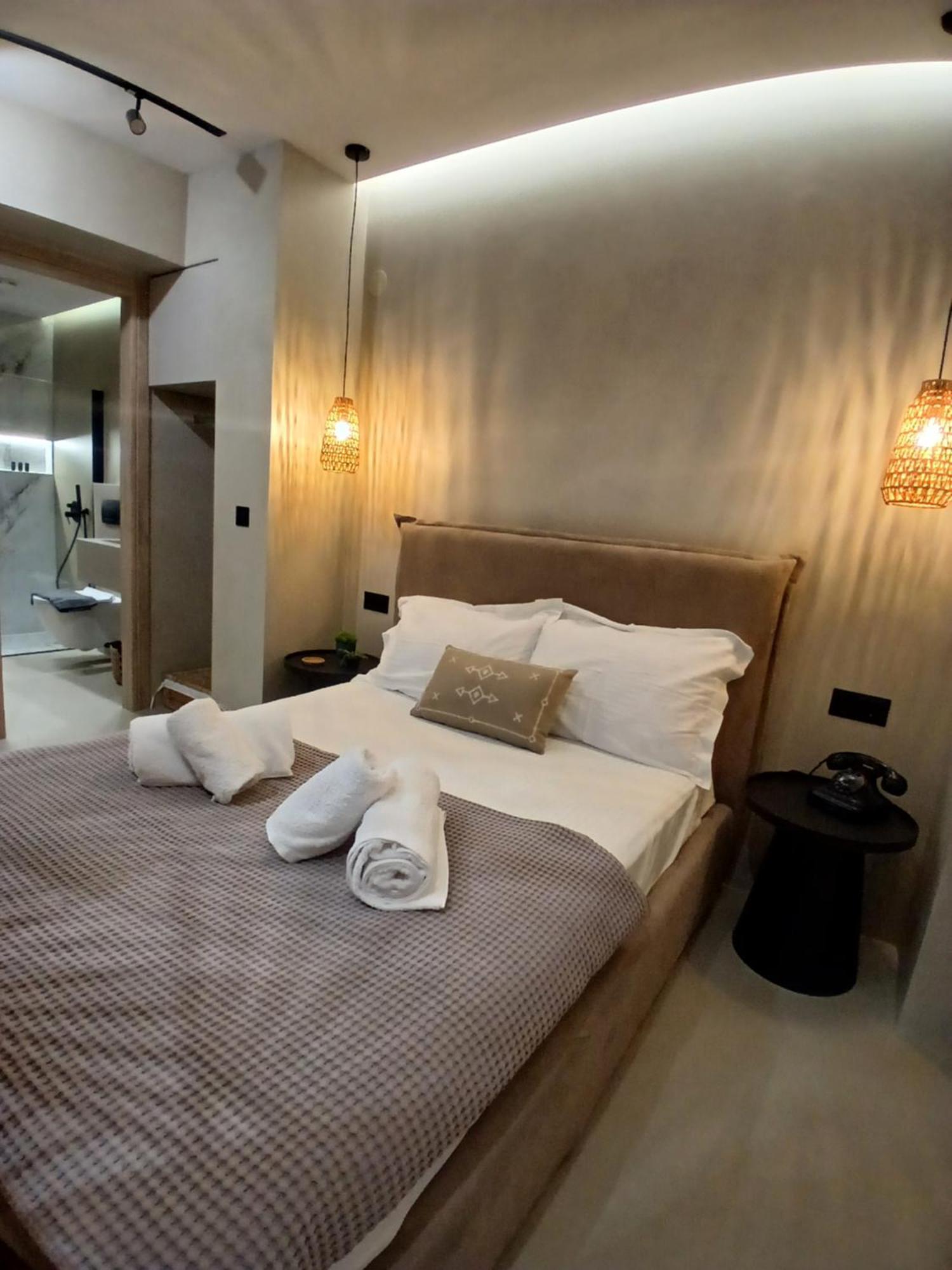 Apartment ύρια House's *