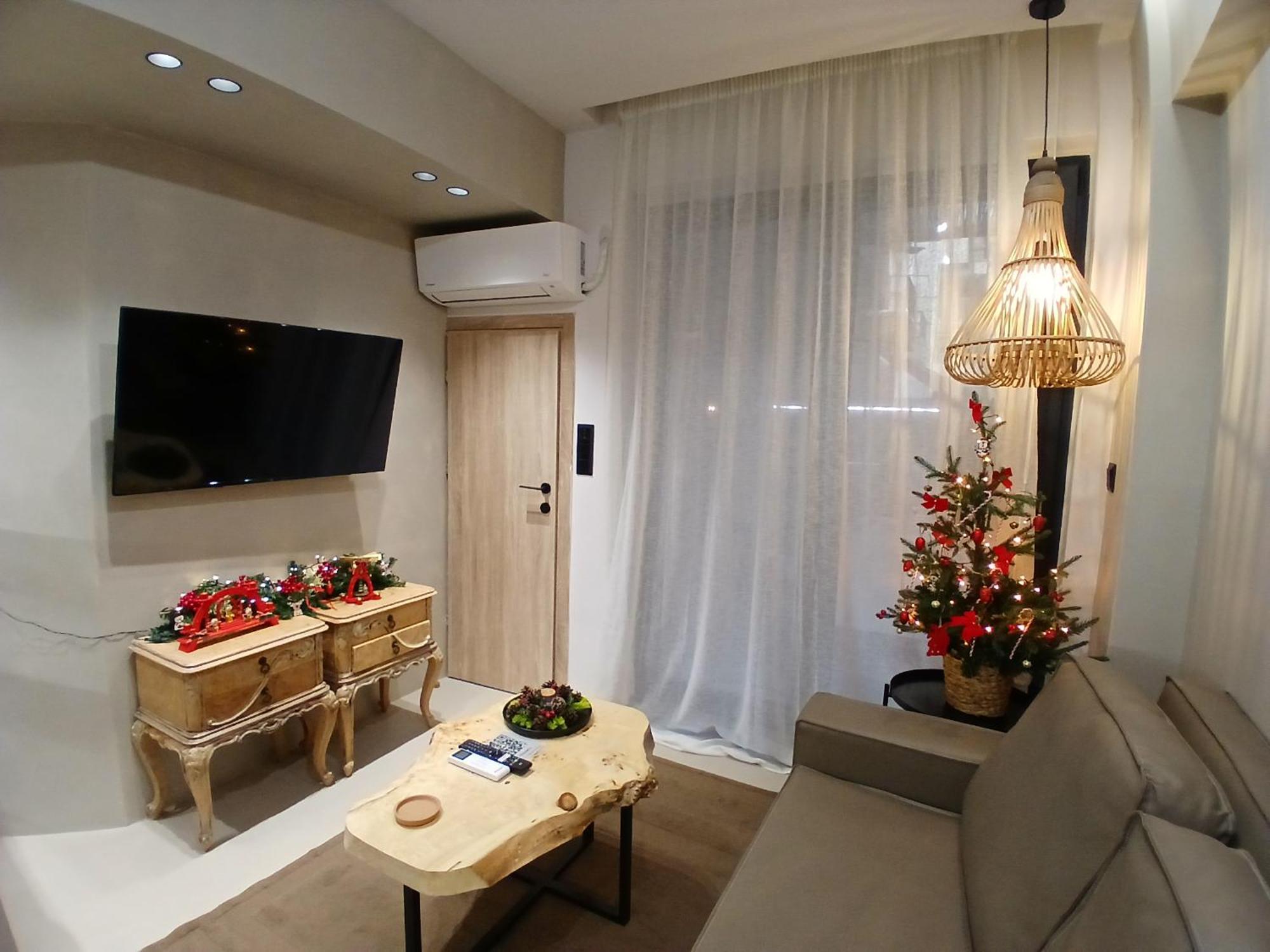 ύρια House's *