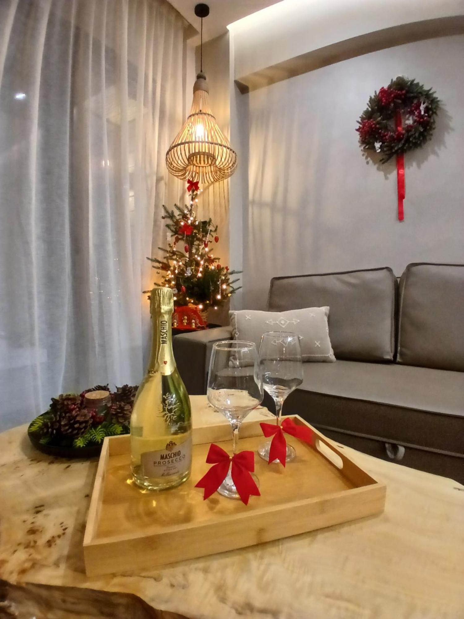 ύρια House's Appartement